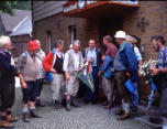 2000 Wimpelwandergruppe Oberpfälzer Wald Verein 10 Abschied in Wulmersreuth